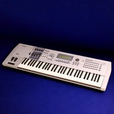 Yamaha Motif ES6 61-Key Keyboard Synthesizer Tested/working