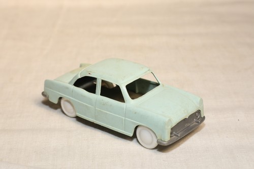 Rare beuzen et sordet - -,