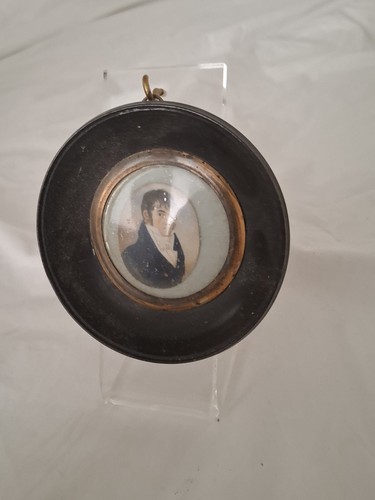 Porte miniature montre - miniature,