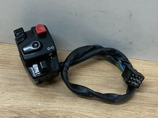 UN COMMODO COMMANDE GAUCHE