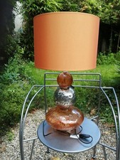 Lampe à poser contemporaine