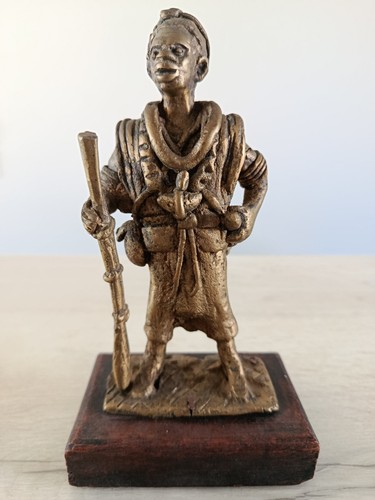 Statue bronze africain
