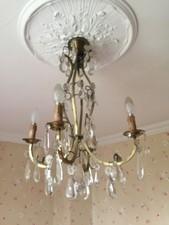 Charmant lustre suspension cage à pampilles cristal en laiton 4 feux