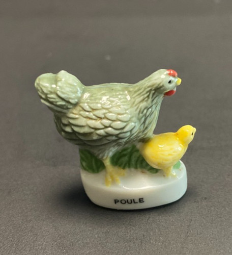 Feve poule son poussin - et,