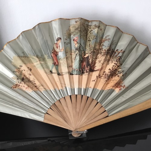 Grand eventail ancien - grand,