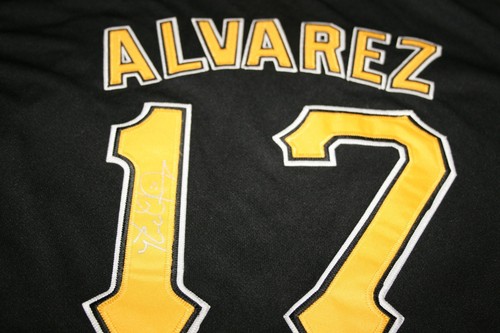 Pedro alvarez autographed auto - alvarez,