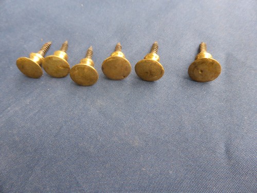 Petits boutons lentille - 6,