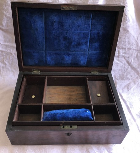 Ancien coffret boite - , couture