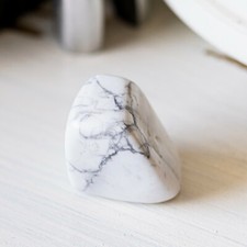 HOWLITE Pierre polie - Soin