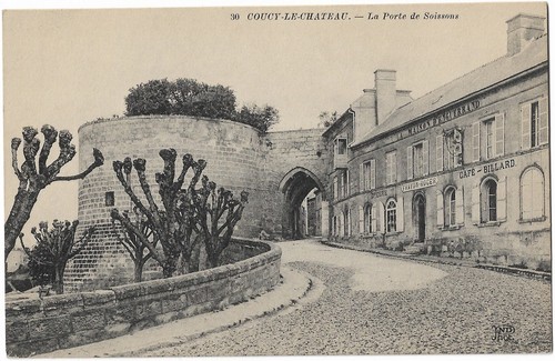 Fr02 coucy chateau - fr02, le