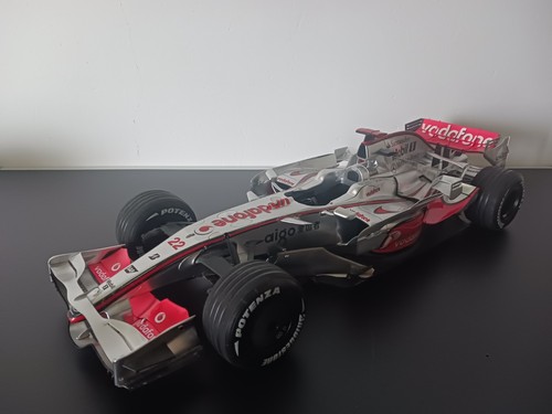 Mclaren mercedes mp4 23 - f1,