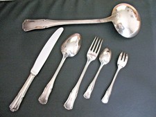 Ménagère métal argenté