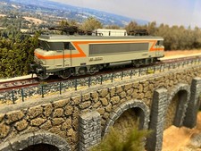 Locomotive BB 22321 Roco Etat