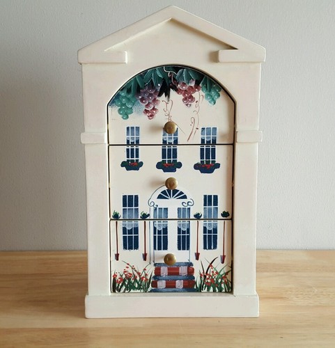 House shape wooden jewelry box - jewelry,