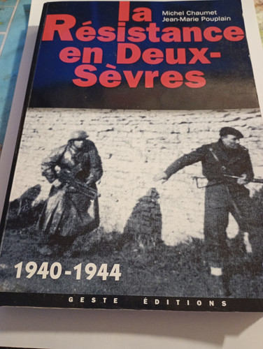 Livre résistance en deux - résistance,