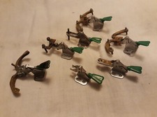 lot de 7 sauterelles