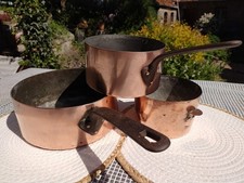 2 casseroles cuivre À la