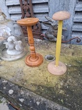 2 PORTE CHAPEAU/ Présentoir