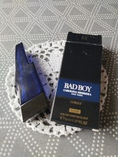 Une Miniature De Parfum Bad