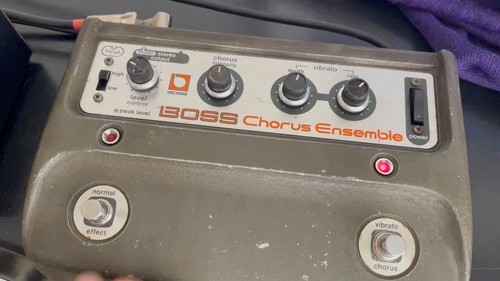 Boss chorus ensemble - boss, ce-1