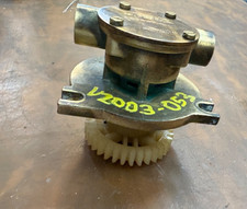 VOLVO PENTA 2003/2000 SEIES DIESEL 3 CYL #840557/PO3 SEAWATER PUMP W/ GEAR