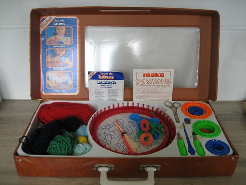 Jouet ancien jeux laines - jouet,