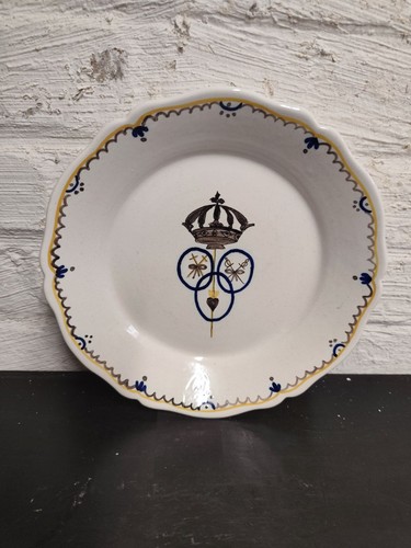 Nevers xviiie assiette - nevers,