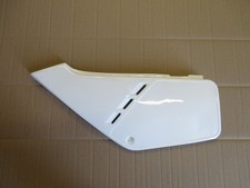 Cache latéral gauche NEUF