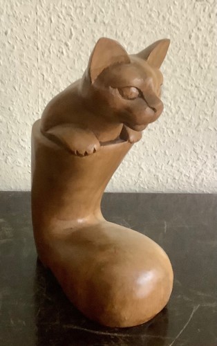 Chat bois sculpté - en,