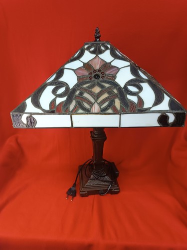 Lampe table style tiffany - table,