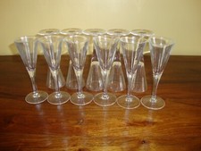 Lot de 11 Petits Verres à
