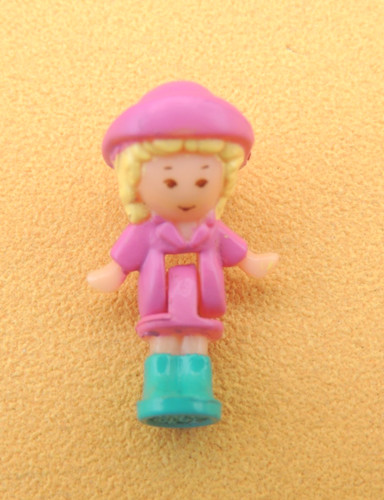 Polly pocket figure - polly,