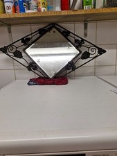 ancien miroir en métal en fer