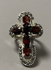 Ancienne bague argent Grenat croix marcasites Old silver cross ring Garnet