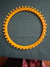Knitting Loom Yellow 11.5" Round Knitting Loom 41 pegs