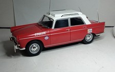 NOREV 1/18 PEUGEOT 404 BERLINE