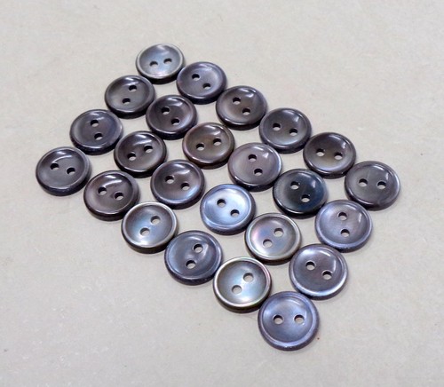 Lot boutons anciens en - lot,