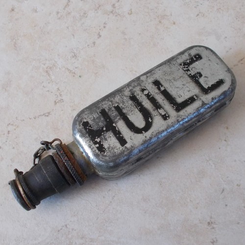 Ancienne burette huile - burette, d’huile