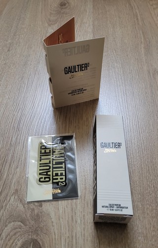 Rare neuf jean - neuf, gaultier