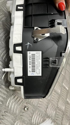 Compteur peugeot 208 phase 1 - 1,