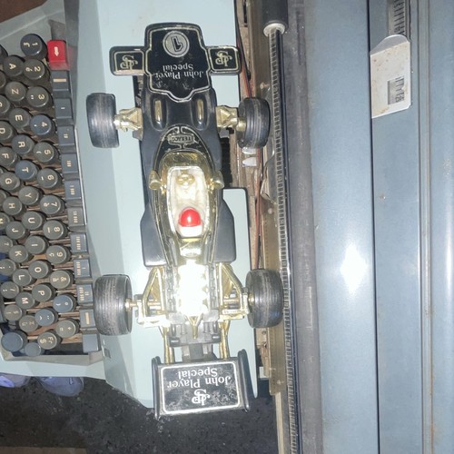 Dinky toys lotus john - toys,