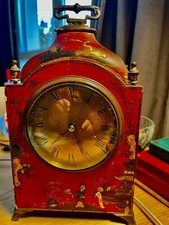 ANCIENNE PENDULE ENBOIS LAQUÉ