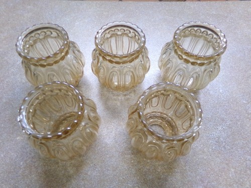 Lot globe verre moulé - lot,