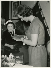 La Reine Fabiola de Belgique Vintage silver print Tirage argentique  18x24 