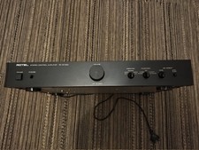 préampli audiophile Rotel RC