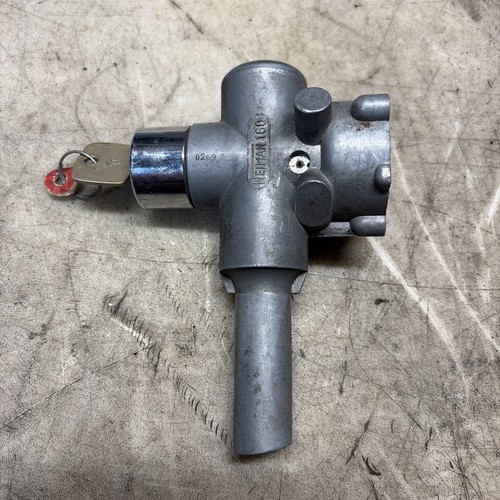 Mercedes late fintail - mercedes,