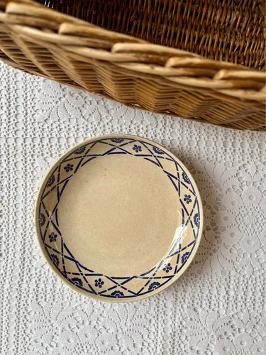Assiette sur pied terre fer - assiette,