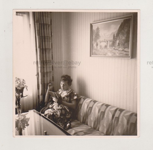 Femme dans coin la - femme,