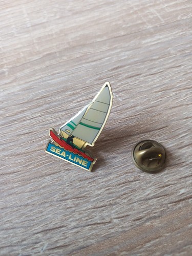 Pin pins - pin's,