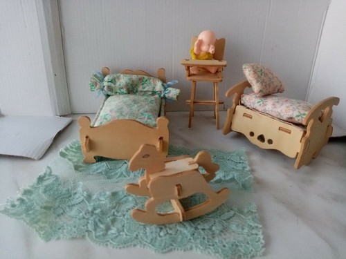 Meubles maison poupee - meubles,